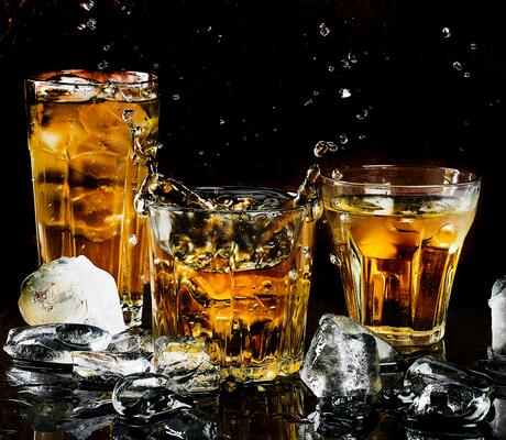 Crédit Photo de Prem Singh Tanwar: https://www.pexels.com/fr-fr/photo/trois-cocktails-602750/