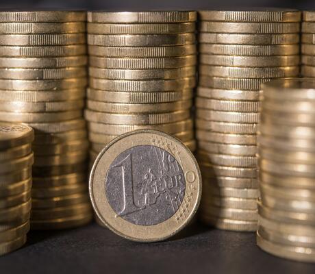 Photo de Panos and Marenia Stavrinos: https://www.pexels.com/fr-fr/photo/argent-pieces-de-monnaie-pieces-cash-9648153/