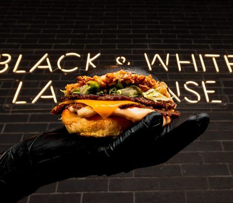 Crédit photo : Black and White Burger 