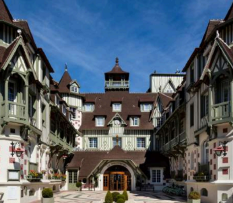 crédit Hôtel Barrière Le Normandy