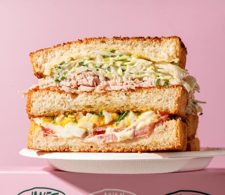 credit Homer Food Group : Le Club Sandwich de Janet By Homer Travel Buds