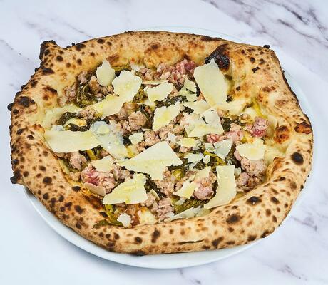 creditt Pizza à la saucisse de Toulouse de chez Mazzolina.